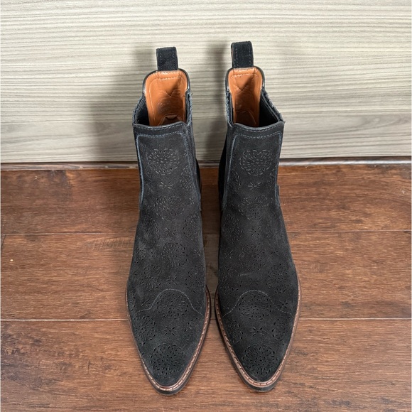 Coach Bowery Chelsea Boot with Cut Out Tea Rose-9 - Picture 3 of 9